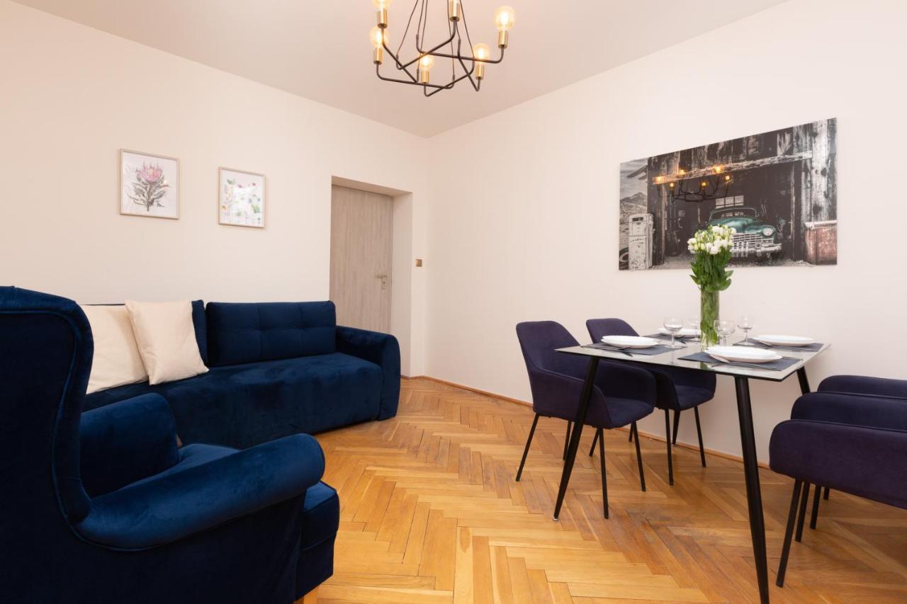 City Center Apartment Elektoralna By Noclegi Renters Varsó Kültér fotó